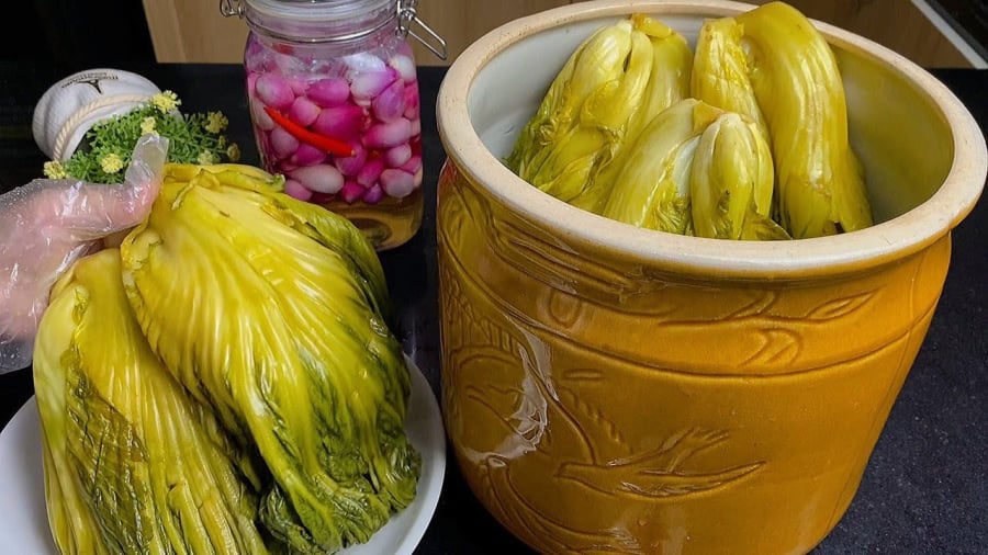 5 người không nên ăn dưa muối chua