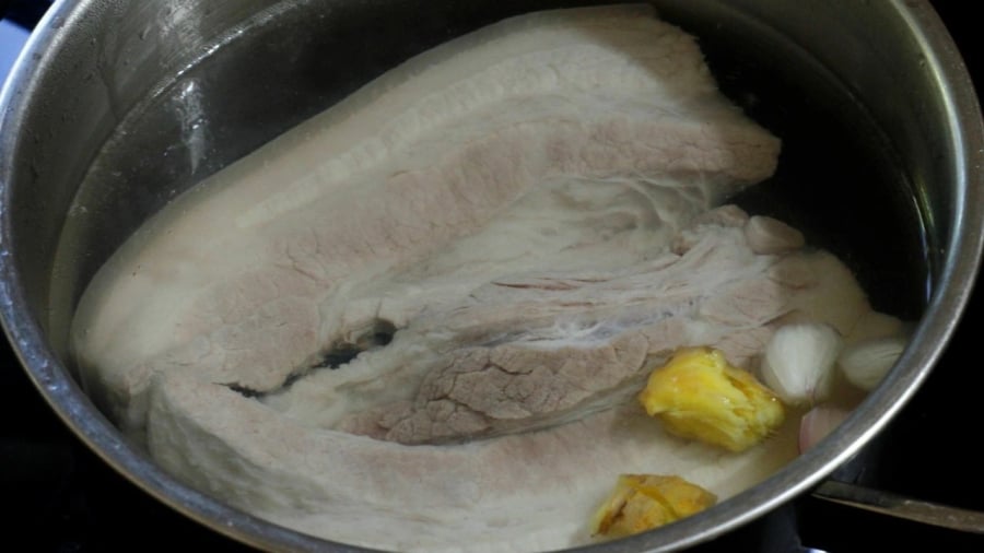 Nước luộc thịt cũng chứa nhiều chất dinh dưỡng.