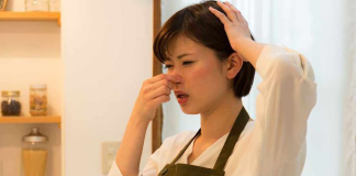 Cách xử lý lỗ thoát nước trong nhà tắm có mùi hôi