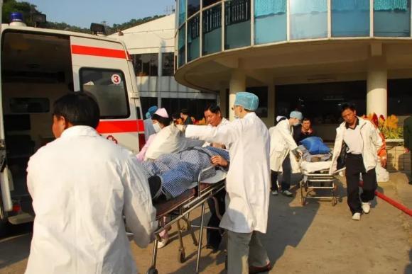 tê tay, tê tay là dấu hiệu bệnh gì