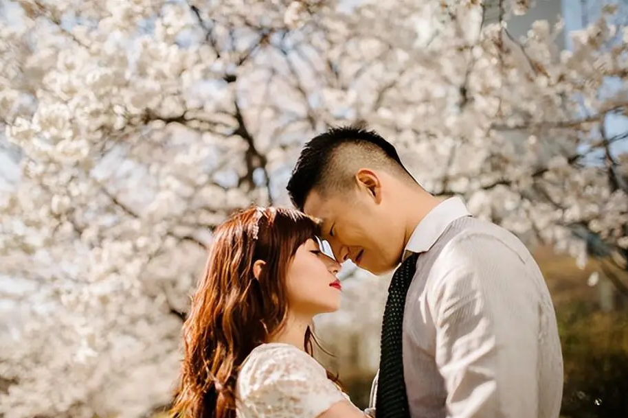 Vợ chṑng sắp hḗt duyên thường có 4 dấu hiệu: Rṑi người thương cũng hóa người dung, bất hạnh nhất là những ᵭứa con - Ảnh 4.